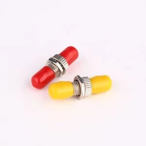 Adaptateur fibre optique ST-UPC SM